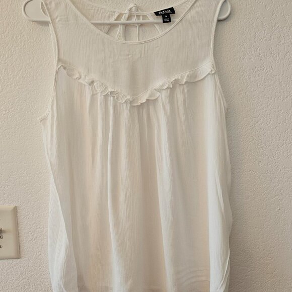 a.n.a. Women's Size M White Top Back Neck Tie Closure Ruffled Bodice Sheer Gauze - Picture 4 of 7